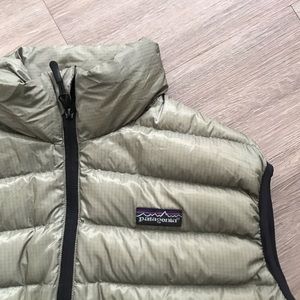 Women's medium puffer vest